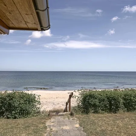 Nyaraló Olina - 10m From The Sea By Interhome